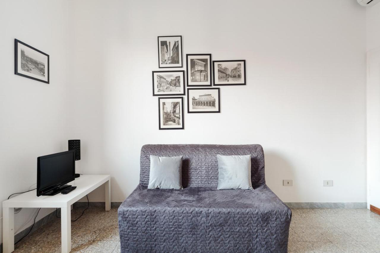 Bright&Cozy C5 Fiera Apartment Bologna Bagian luar foto