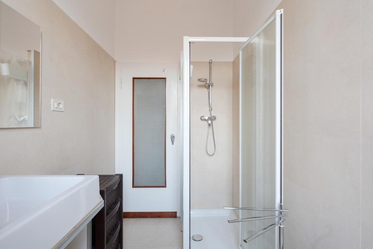 Bright&Cozy C5 Fiera Apartment Bologna Bagian luar foto